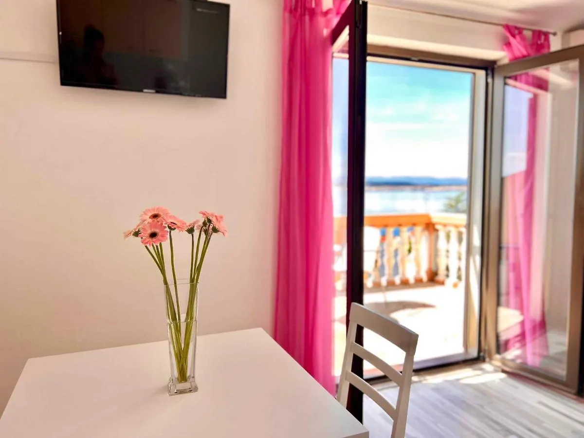 Studio In Dramalj 44154 דירה